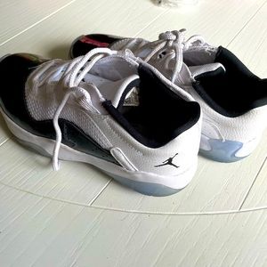 Air Jordan 11 CMFT Low